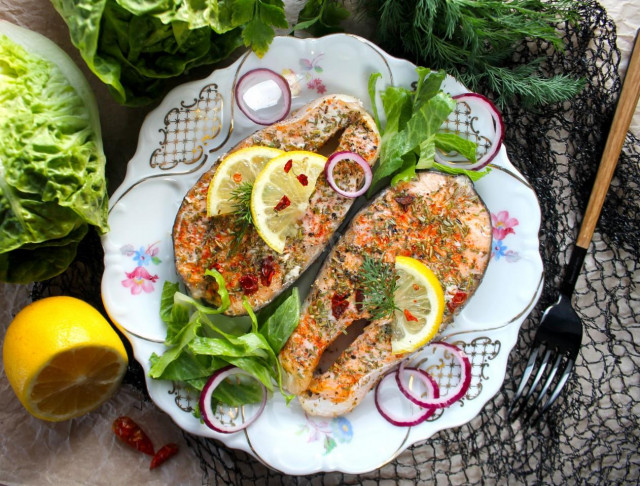 Salmon steak in the oven in foil