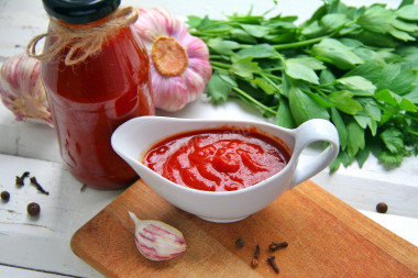 Homemade tomato paste ketchup