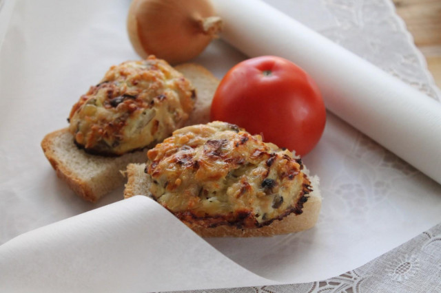 Chopped chicken cutlets in the oven