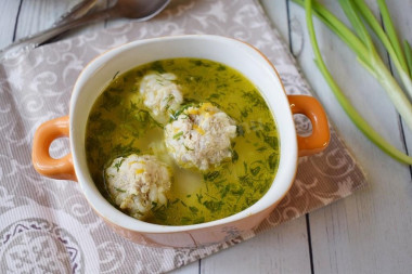 Soup with meatballs