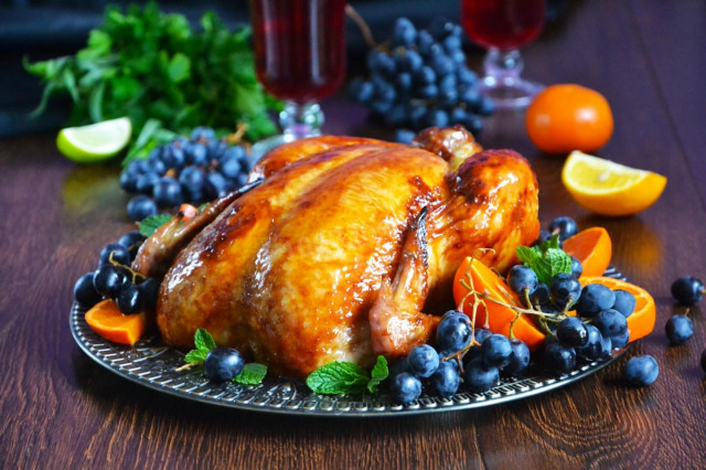 Golden-crusted chicken in caramel in the oven