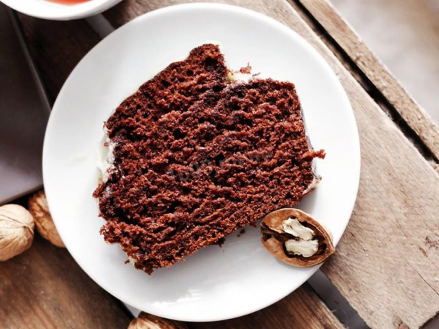 Chocolate cake with kefir in the oven