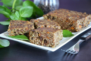 Liver casserole with rice in the oven