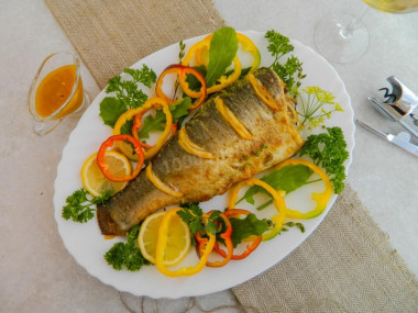 Carp baked in the oven