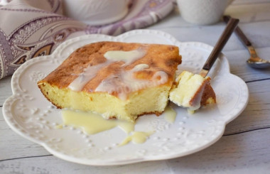 Cottage cheese casserole with condensed milk in the oven