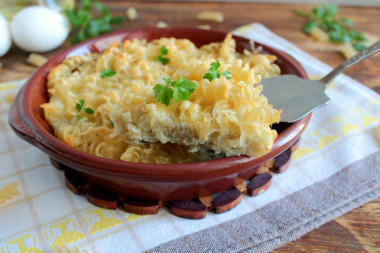 Noodles in the oven made of pasta with egg