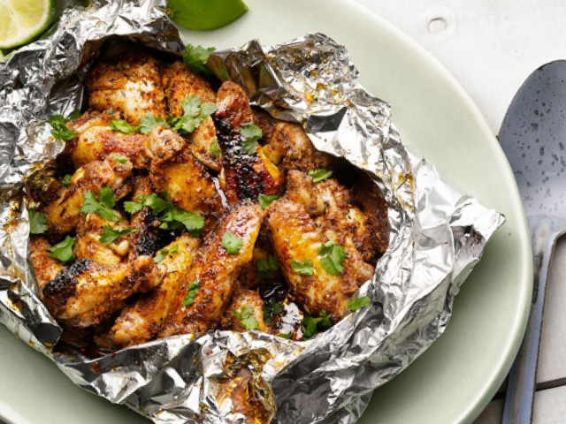 Chicken wings in foil in the oven