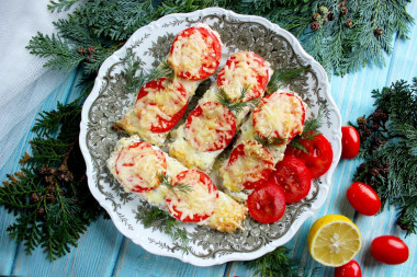 Baked red fish in sour cream in the oven