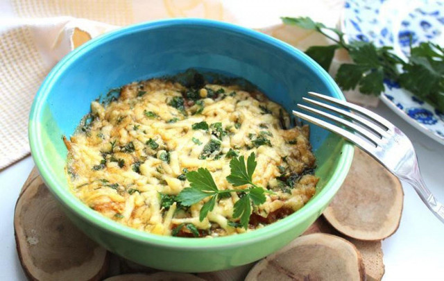 Shrimp with tomatoes and hard cheese baked in the oven