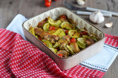 Turkey with zucchini in the oven