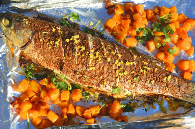 Mullet with vegetables in in the oven