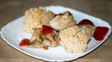 Simple chicken in the oven with vegetables