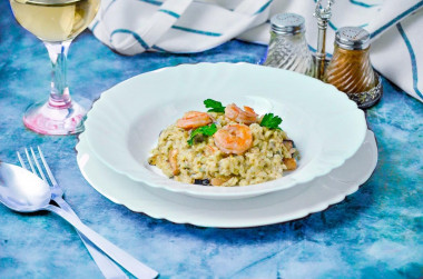 Classic seafood risotto