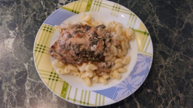 Chicken thighs in sour cream marinade in the oven