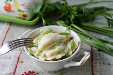 Dumplings with potatoes and mushrooms