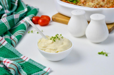 Bechamel sauce for lasagna classic