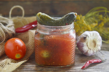 Pickled cucumbers with chili ketchup