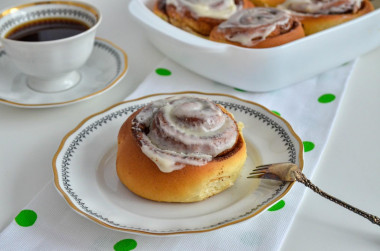 Sinabon buns with cinnamon