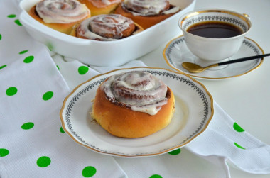 Sinabon buns with cinnamon