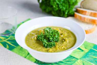 Pea porridge on water