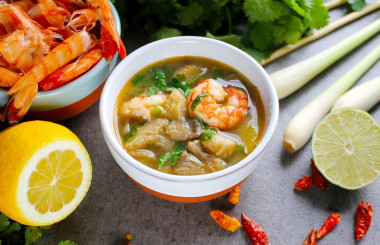 Tom yam classic soup at home