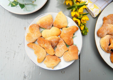 Homemade shortbread cookies on margarine