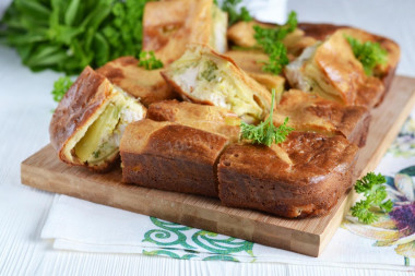 Aspic pie with chicken and potatoes