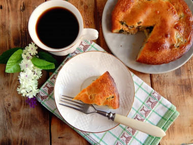 Aspic pie with fish on kefir