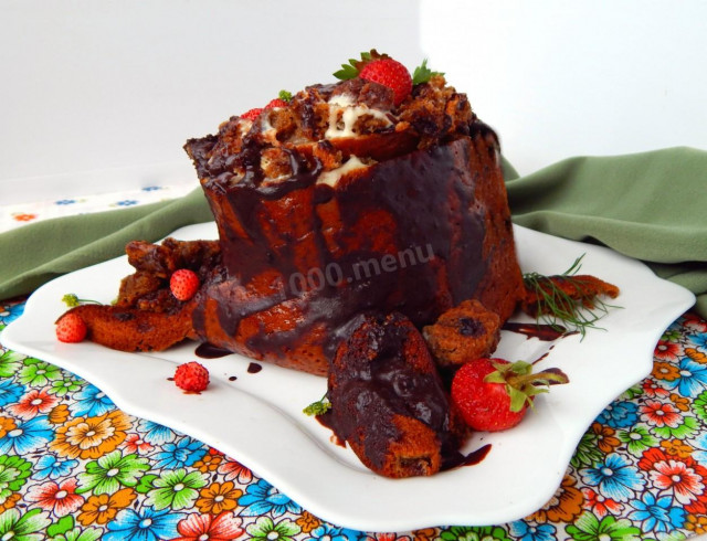 Rotten stump cake with jam