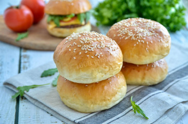 Homemade hamburger buns like at McDonald's