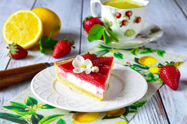 Strawberry and cottage cheese pie