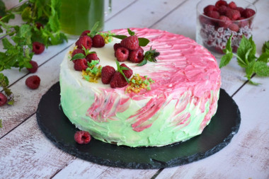 Pistachio cake with raspberries