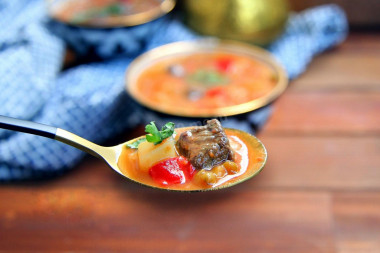 Uzbek masha soup