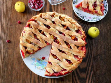 Cranberry and apple pie