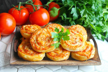 Puff pastry rolls with cheese and sausage