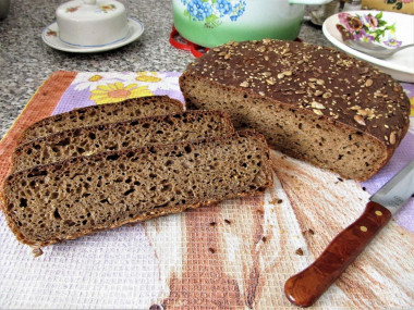 Yeast-free sourdough bread