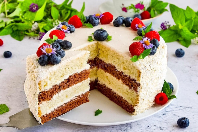 Classic sour cream cake