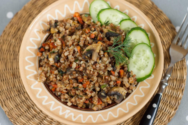 Buckwheat with mushrooms