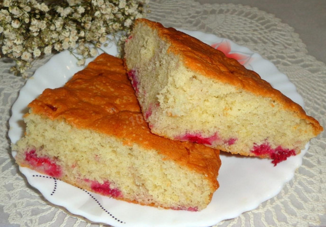 Frozen raspberry pie