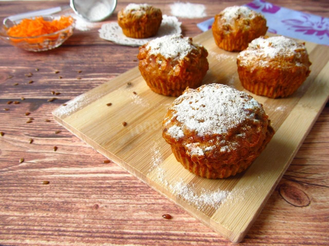 Carrot muffins with cinnamon