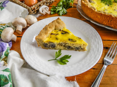 Aspic pie with mushrooms on kefir