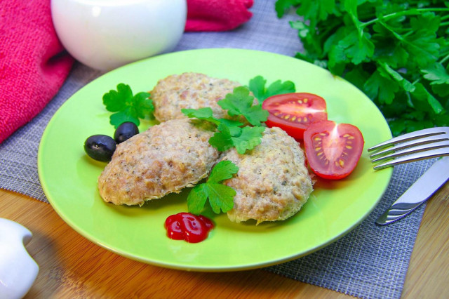 Juicy minced rabbit cutlets