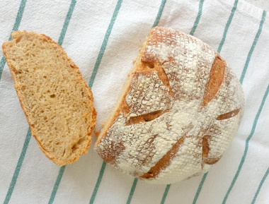 Homemade bread with whole wheat flour in sourdough