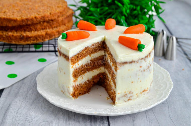 Carrot cake sponge cake