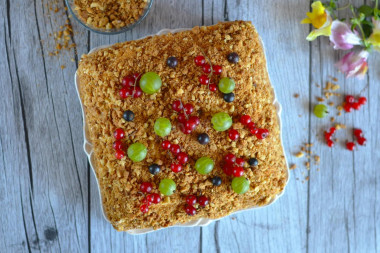 A simple quick honey cake without rolling out the cakes