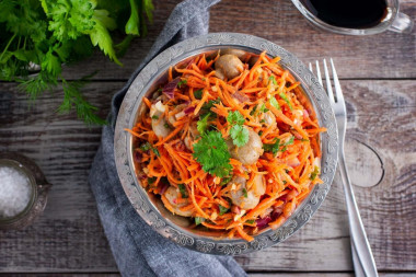 Champignons salad with Korean carrots and onions