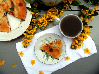 Ossetian pie with cottage cheese and herbs