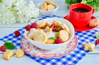 Cookies with sour cream and margarine