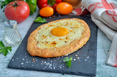 Adjarian Khachapuri with cottage cheese without yeast