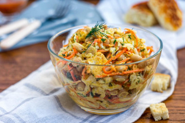 Salad with beans and Korean carrots